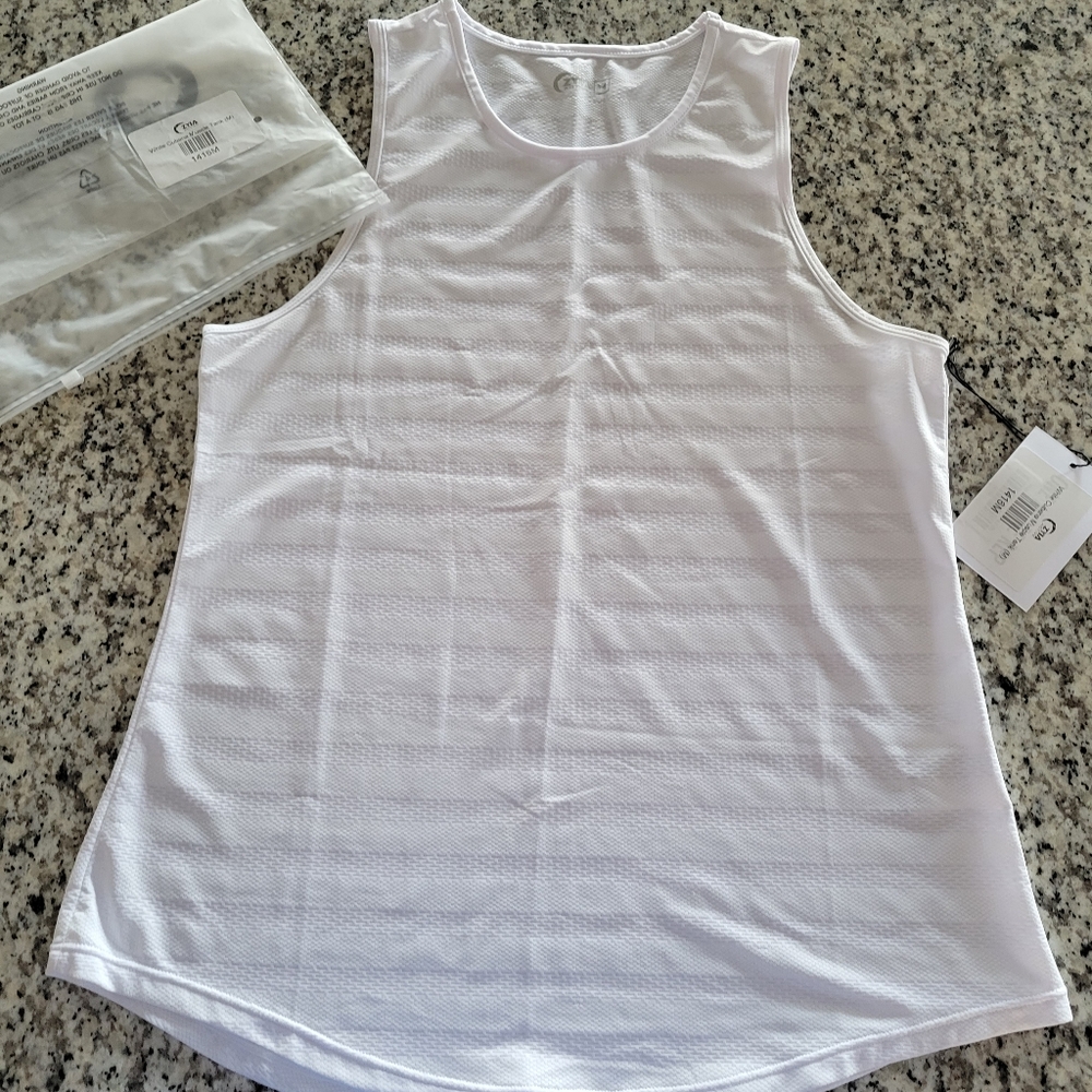 NWT Zyia White Cubana muscle tank
